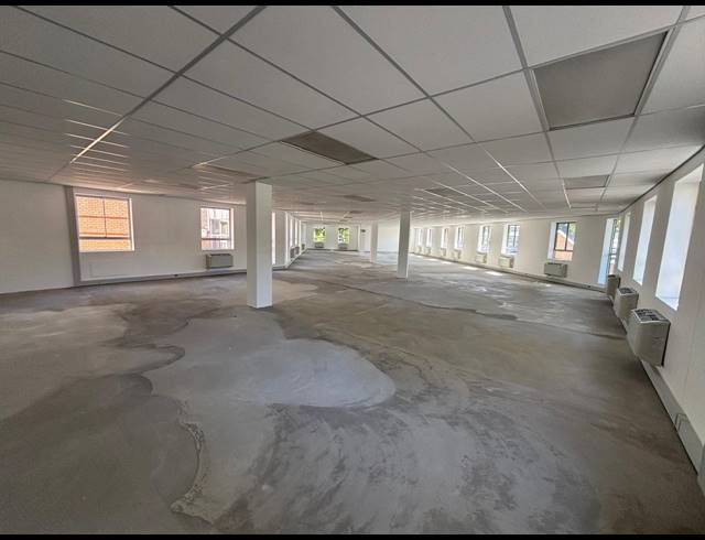 971M² OFFICE TO LET IN TYGER VALLEY